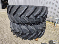 Wielen, Banden, Velgen & Afstandsringen Trelleborg 540/65R34  75% + 440/65R24 75%