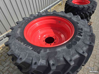 Wielen, Banden, Velgen & Afstandsringen Trelleborg 540/65R34  75% + 440/65R24 75%
