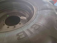 Wielen, Banden, Velgen & Afstandsringen Michelin 600/70R30 + 710/70R42