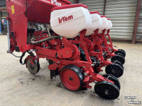 Zaaimachine  Irtem 4 rijer maiszaaimachine