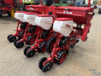 Zaaimachine  Irtem 4 rijer maiszaaimachine