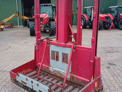 U-snijder / Kuilvoersnijder BVL Megastar 170 kuilvoersnijder met lift