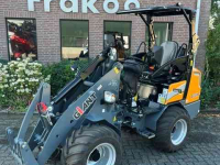Shovel / Wiellader / Kniklader Giant G2300 HD