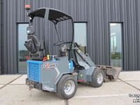 Shovel / Wiellader / Kniklader Giant D204SW minishovel wiellader puinriek en palletvork