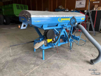 Zaaimachine Pneusej  FT1 zaaitank 1100 liter hydr