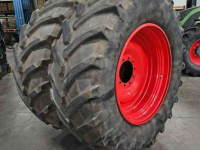 Wielen, Banden, Velgen & Afstandsringen Trelleborg 650/65R42 TM800