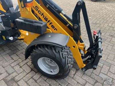 Shovel / Wiellader / Kniklader Schäffer 2428