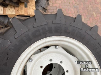 Wielen, Banden, Velgen & Afstandsringen Michelin 13,6 R24 verstelbare velg (nieuw)