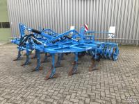 Cultivator Lemken Karat 9/400 met flexringwals