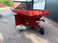 Kunstmeststrooier Lely 1250 liter
