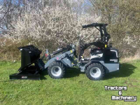Shovel / Wiellader / Kniklader Giant G2300 X-tra HD Kniklafer DEMO