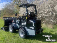 Shovel / Wiellader / Kniklader Giant G2300 X-tra HD Kniklafer DEMO