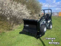 Shovel / Wiellader / Kniklader Giant G2300 X-tra HD Kniklafer DEMO