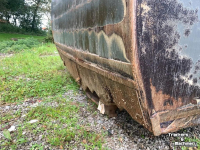 Zelfrijdende Voermengwagen  DICHTE BAK / CLAAS AANSLUITING