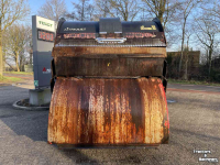 Voermengwagen Vertikaal Trioliet triomix 1200 voermengwagen