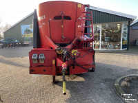 Voermengwagen Vertikaal Trioliet triomix 1200 voermengwagen