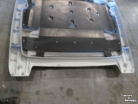 Tractor / Trekker Steyr Dak voor Steyr Multi parts no:47712008