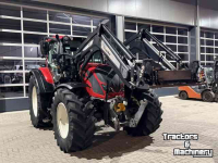 Tractor / Trekker Valtra N134 Hitech met FH+PTO en voorlader!