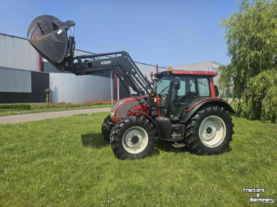 Tractor / Trekker Valtra N111