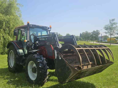 Tractor / Trekker Valtra N111
