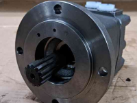Diverse nieuwe onderdelen  Danfoss OMSS 250  151F0540