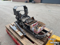 Gebruikte onderdelen van tractoren Valtra Valtra - Oppikhaak N4-serie