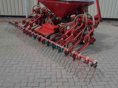 Zaaimachine Accord Pneumatic DL 450