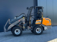 Shovel / Wiellader / Kniklader Giant G2700