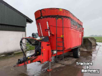 Voermengwagen Vertikaal Kuhn EUV270