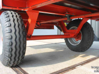 Mestverspreider / Stalmeststrooier Agromet Igamet NT255/3 stalmeststrooier mestverspreider ruige mest strooier