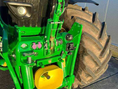 Traktoren John Deere 6R 250 AP CP AT