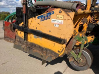 Ploegen Selvatici 3010E krukas spitmachine gebruikt