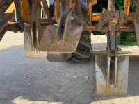 Ploegen Selvatici 3010E krukas spitmachine gebruikt