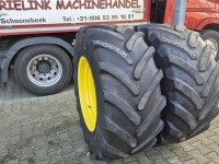 Wielen, Banden, Velgen & Afstandsringen John Deere 540/65R28 banden op JD velgen