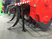 Grondfrees  MINOS frees tot 250 pk werkt op pto 540 en 1000 2.5 2.75 3 en 6 meter frees budget prijs