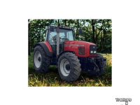 Tractor / Trekker Massey Ferguson 8240