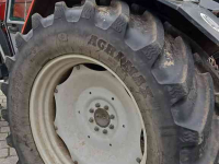 Tractor / Trekker Massey Ferguson 3095 met voorlader