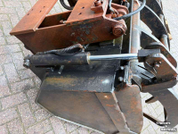 Pelikaanbak / Pelikaangrijper  Pelikaanbak  + Hoogkiepend 1.50 mtr