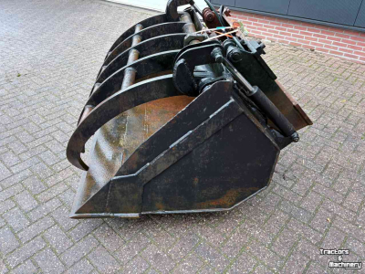 Pelikaanbak / Pelikaangrijper  Pelikaanbak  + Hoogkiepend 1.50 mtr