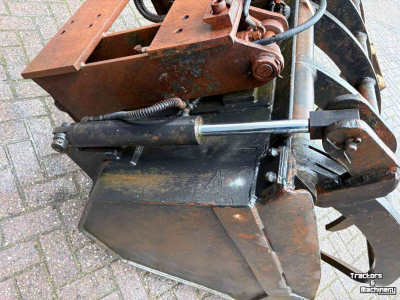 Pelikaanbak / Pelikaangrijper  Pelikaanbak  + Hoogkiepend 1.50 mtr