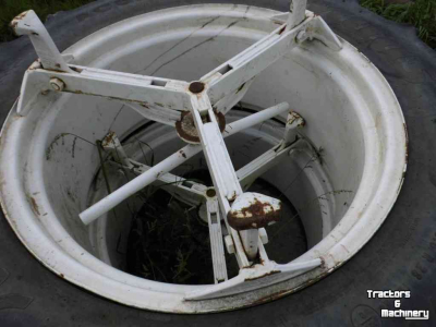 Wielen, Banden, Velgen & Afstandsringen Molcon 13.6x28