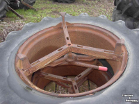 Wielen, Banden, Velgen & Afstandsringen Molcon 14,9 x 30