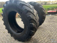 Wielen, Banden, Velgen & Afstandsringen BKT IF 710/70 R42 | 42 inch banden