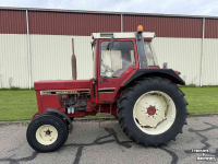 Tractor / Trekker International 845XL 2wd