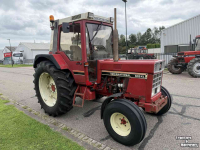 Tractor / Trekker International 845XL 2wd