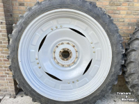 Wielen, Banden, Velgen & Afstandsringen Kleber 270/95R54