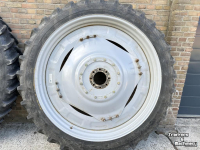 Wielen, Banden, Velgen & Afstandsringen Kleber 270/95R54