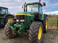 Tractor / Trekker John Deere 7710