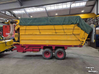Zuigwagen  Zuigwagen / Opvangwagen met zuigunit en eigen motor
