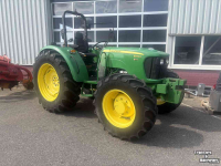 Tractor / Trekker John Deere 5055E